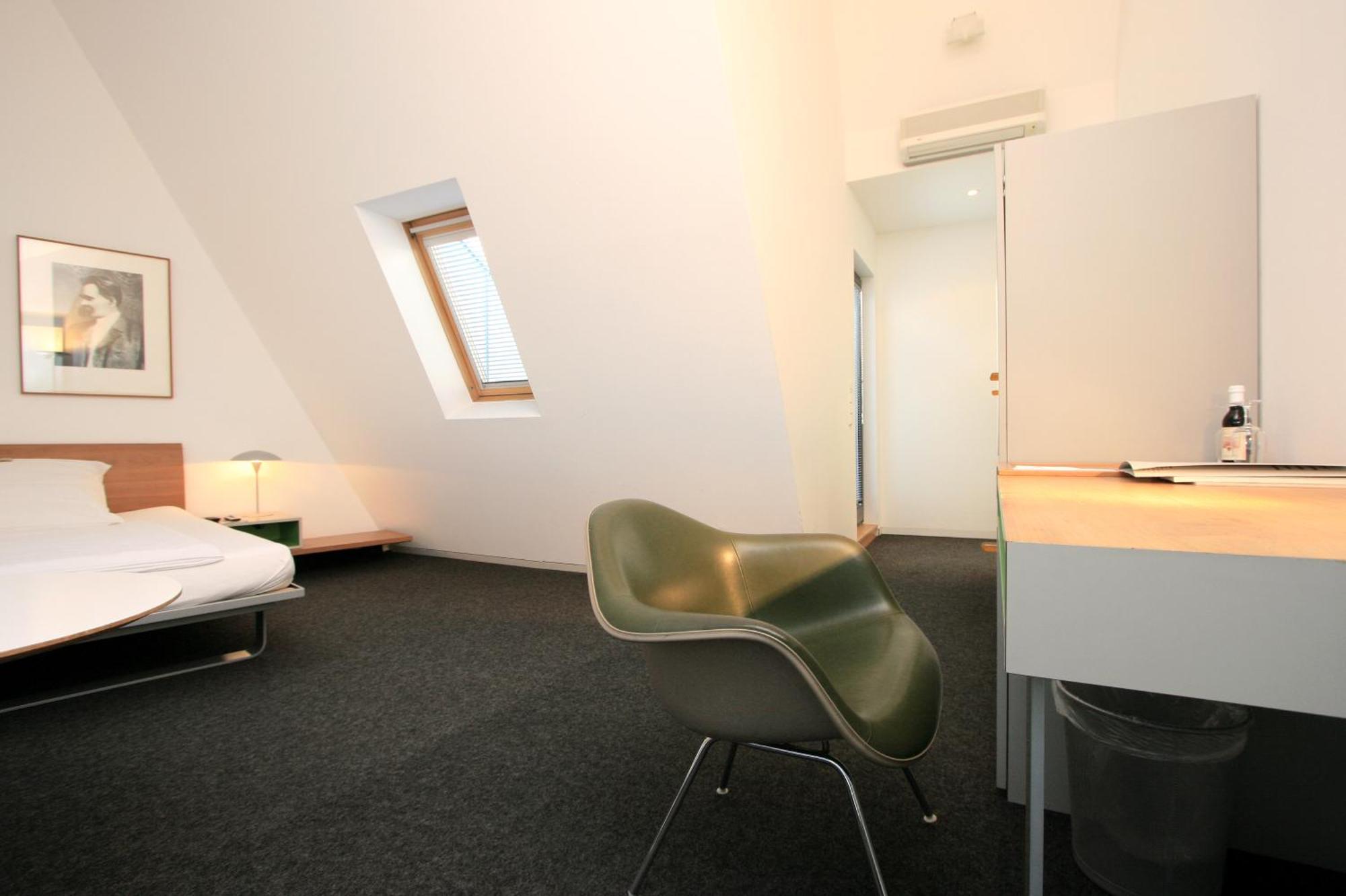 Chelsea Hotel Koln Ruang foto